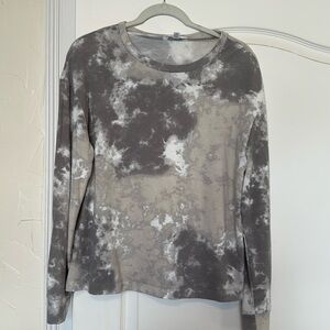 Time and Tru lightweight marble grey sweater. Size small